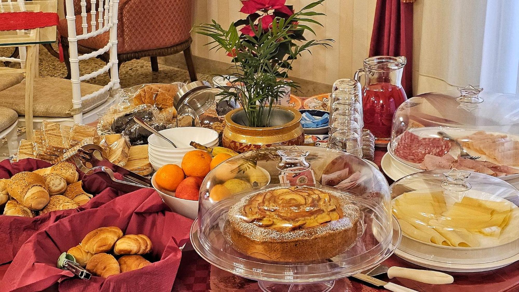 Bellini Inn Deluxe คาตาเนีย ภายนอก รูปภาพ